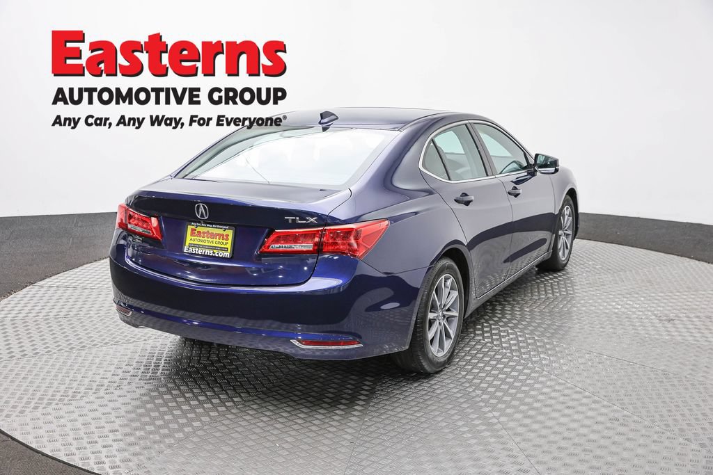 Used 2018 Acura TLX FWD image 5