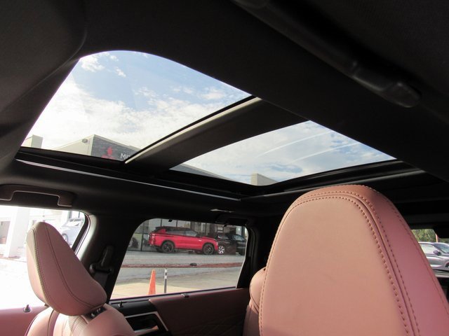New 2025 Mitsubishi Outlander SEL image 16