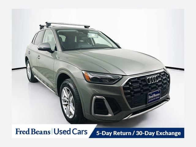 Used 2023 Audi Q5 2.0T Premium w/ Convenience Package image 1