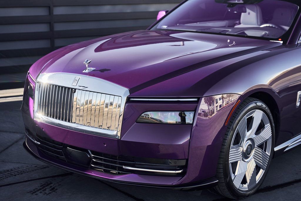 Used 2024 Rolls-Royce Spectre w/ Spectre Launch Package image 7