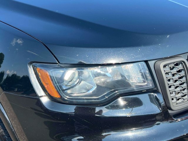 Used 2019 Jeep Grand Cherokee Altitude AWD/4WD image 12