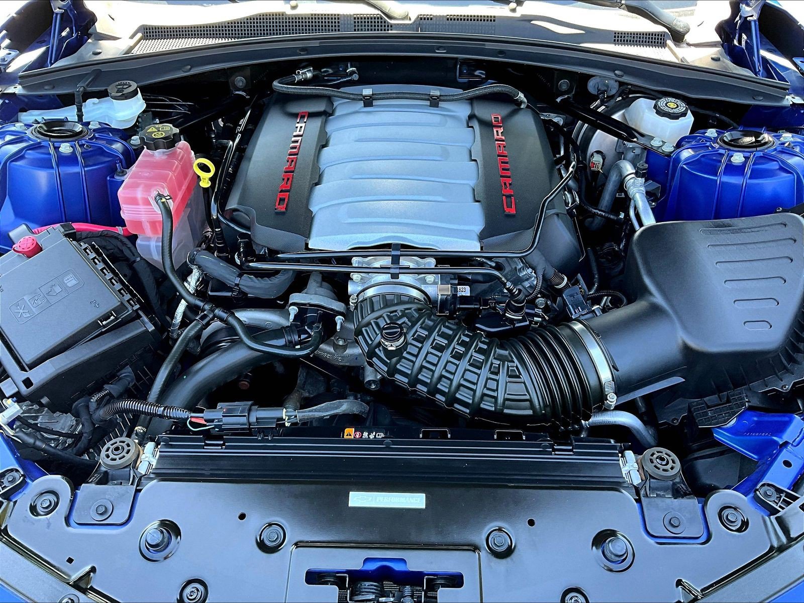 Used 2022 Chevrolet Camaro LT RWD image 29