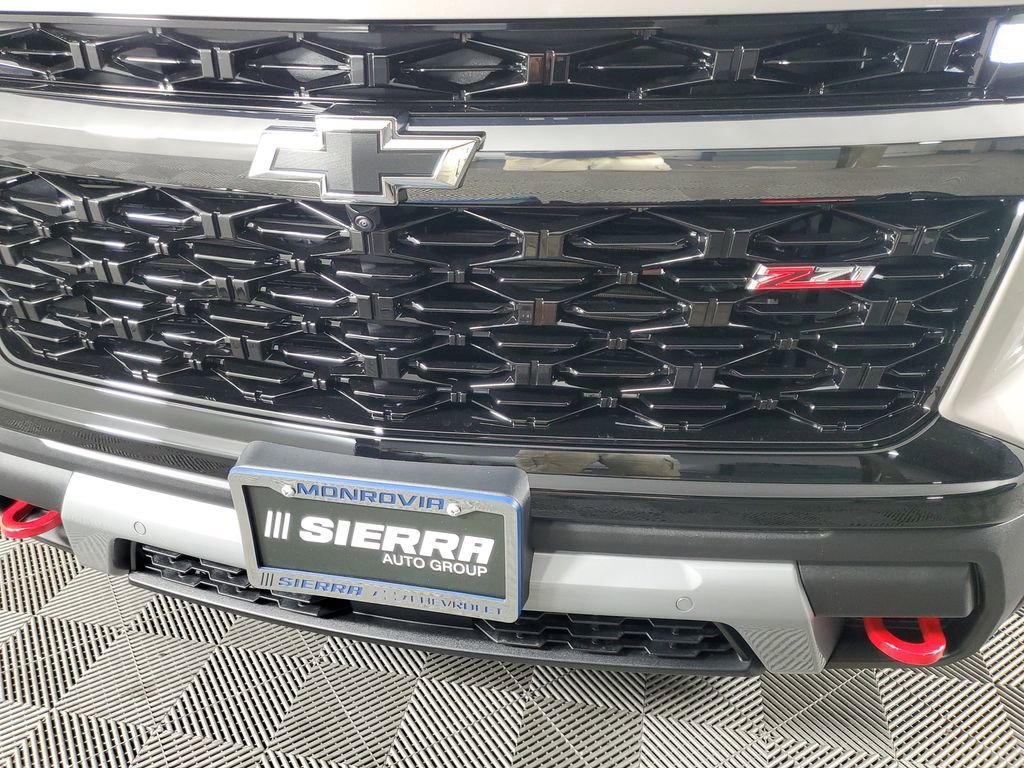 New 2026 Chevrolet Traverse Z71 w/ Enhanced Driving Package AWD/4WD image 10