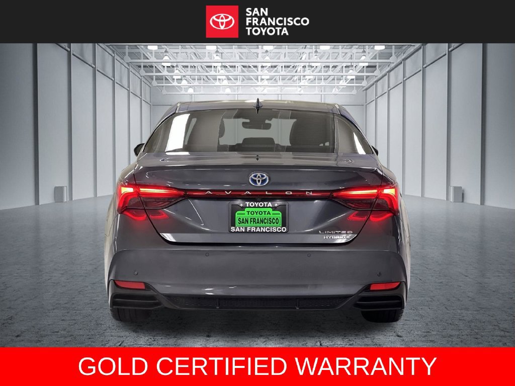 Certified 2020 Toyota Avalon Limited w/ Advanced Safety Package FWD image 4