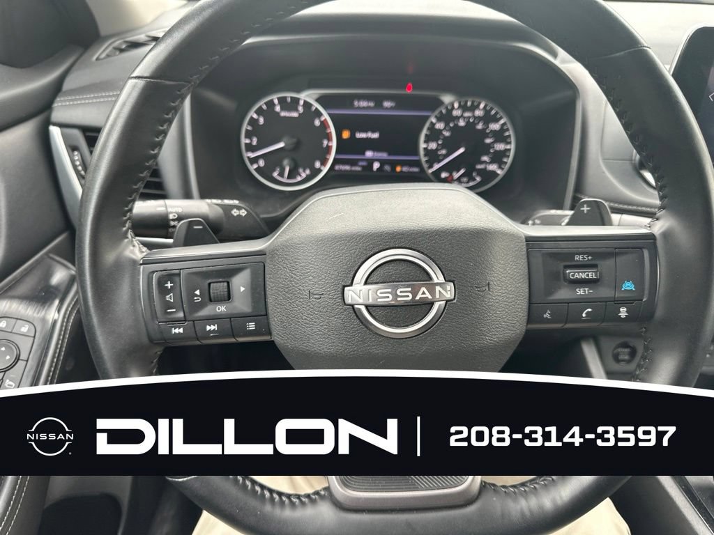 Certified 2025 Nissan Rogue SV AWD/4WD image 2