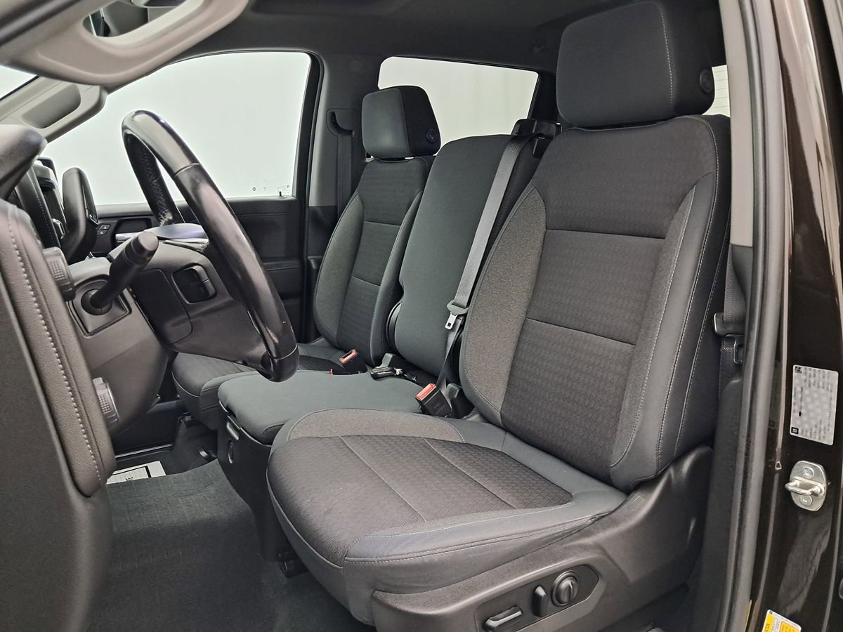 Used 2019 Chevrolet Silverado 1500 RST image 10