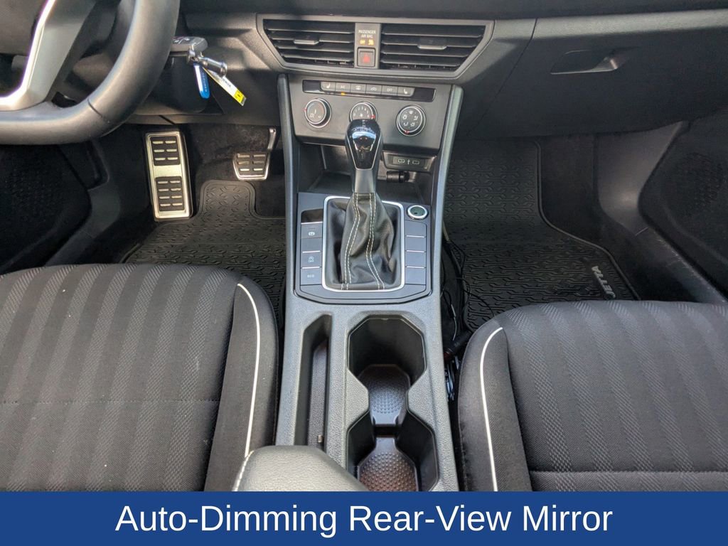 Used 2024 Volkswagen Jetta Sport image 19