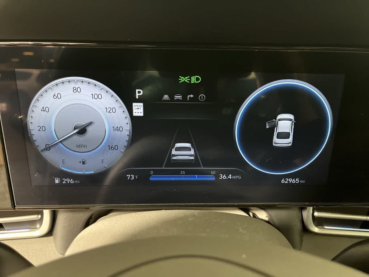 Used 2025 Hyundai Elantra SEL FWD image 17