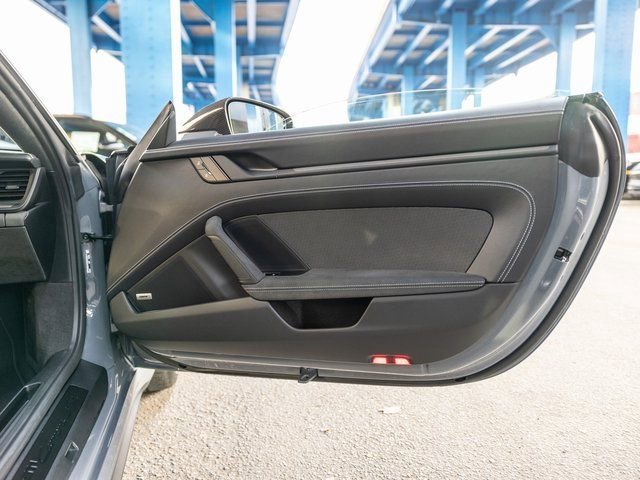 Used 2025 Porsche 911 Carrera 4 GTS image 46