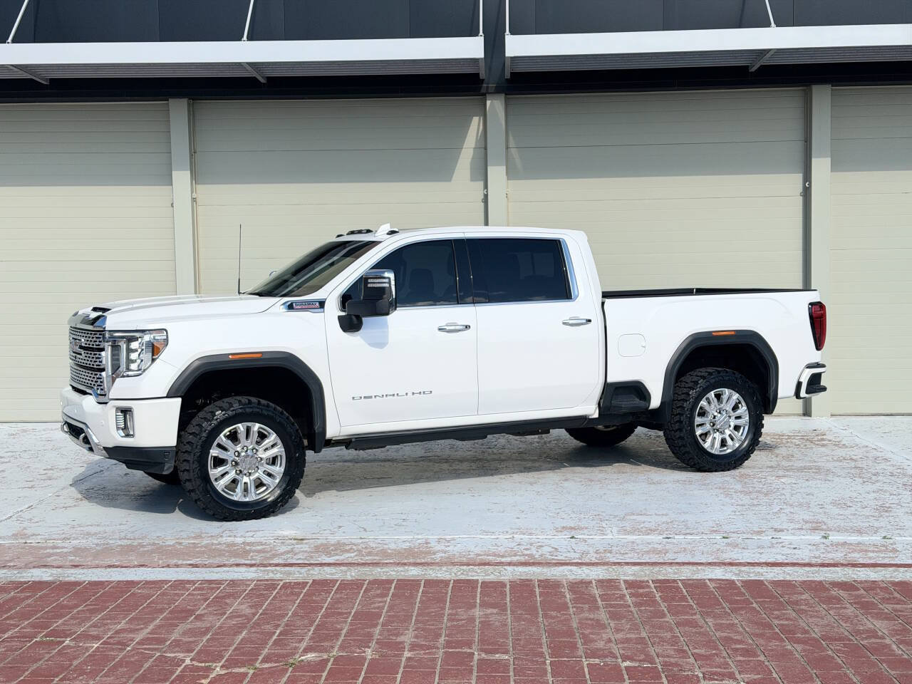 Used 2021 GMC Sierra 2500 Denali w/ Denali Ultimate Package AWD/4WD image 2
