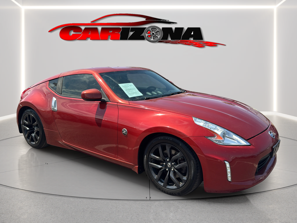 Used 2016 Nissan 370Z Coupe RWD image 2