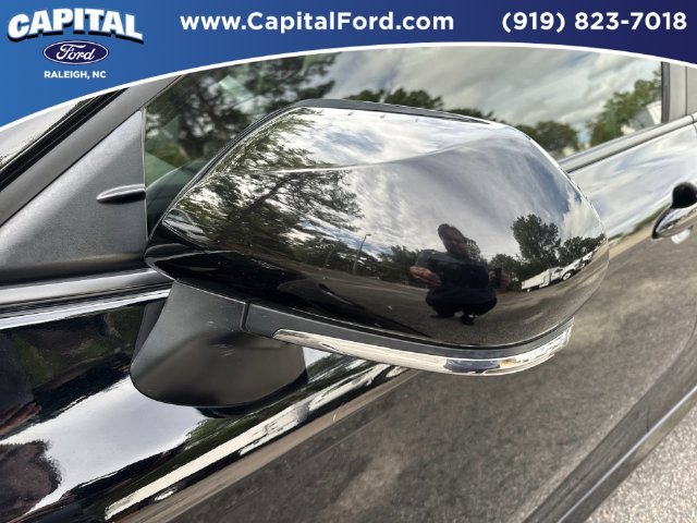 Used 2025 Toyota Camry LE FWD image 12
