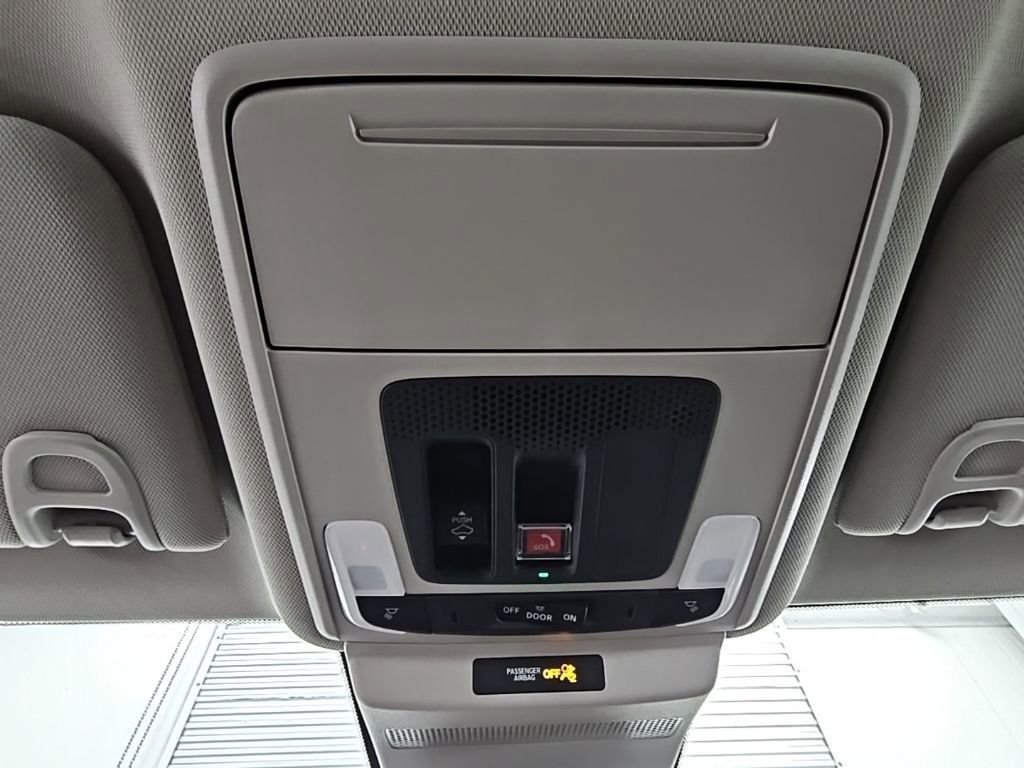 Used 2025 Honda Accord SE image 20