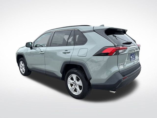 Used 2019 Toyota RAV4 XLE w/ Convenience Package image 3
