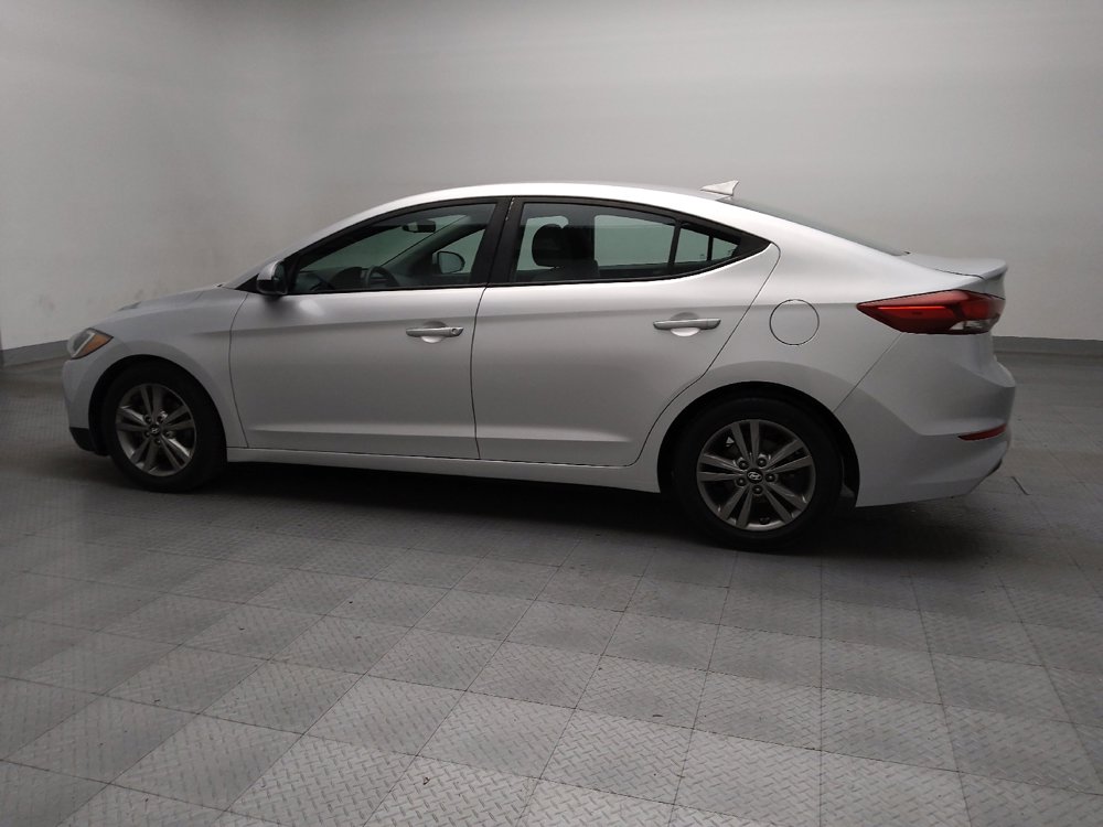 Used 2018 Hyundai Elantra SEL image 3