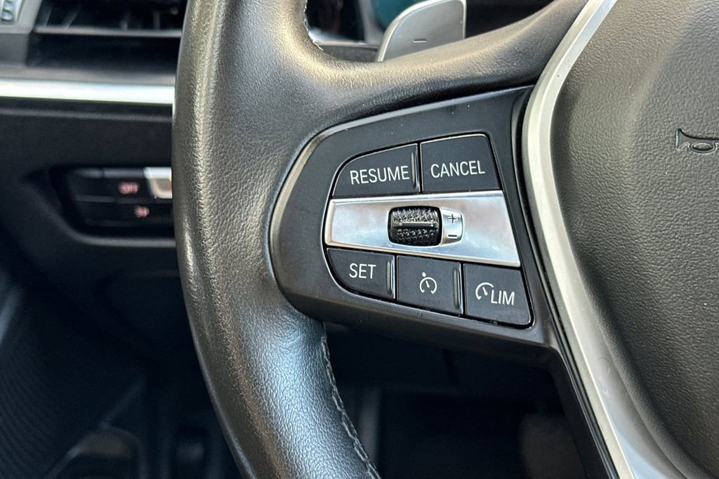 Used 2020 BMW 330i Sedan w/ Driving Assistance Package RWD image 26