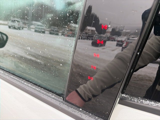 Used 2022 Ford Escape SEL image 11