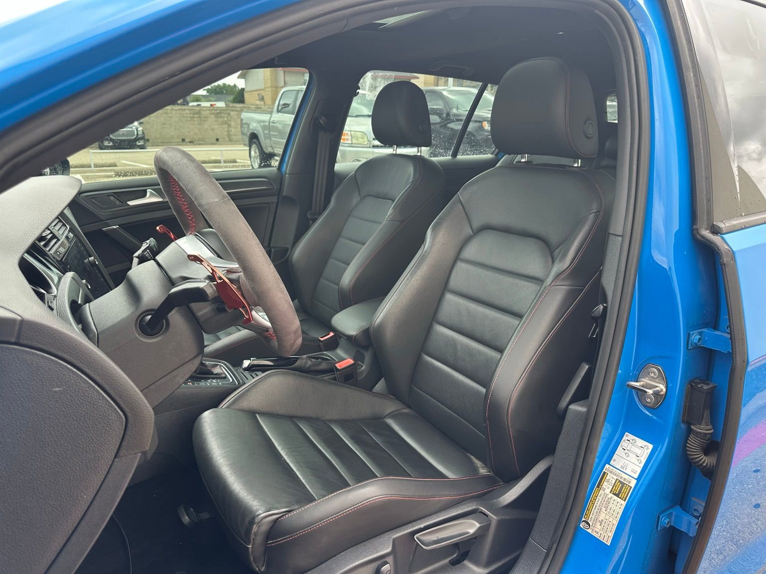 Used 2021 Volkswagen GTI SE image 9