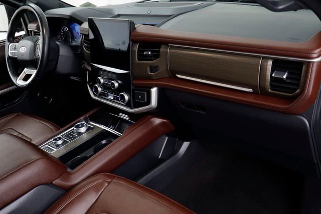 Used 2024 Ford Expedition Max Limited image 22
