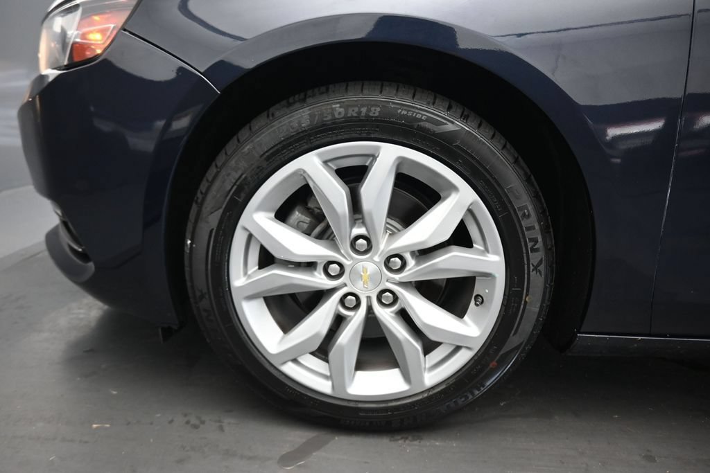 Used 2019 Chevrolet Impala LT FWD image 48