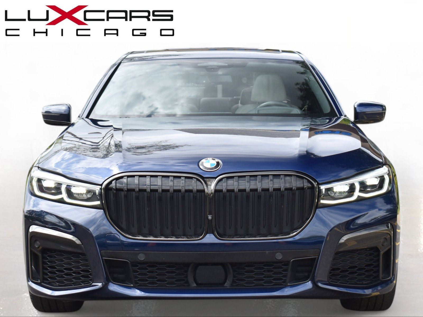 Used 2022 BMW 750i xDrive w/ Luxury Rear Seating Package AWD/4WD image 3