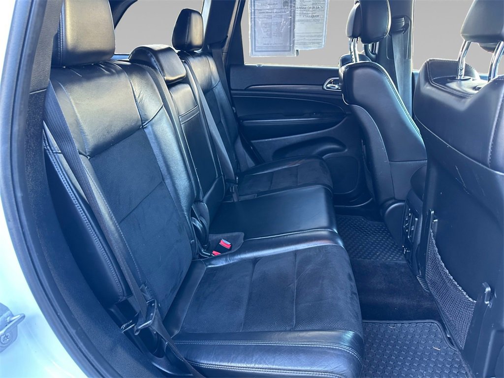 Used 2018 Jeep Grand Cherokee Altitude image 17