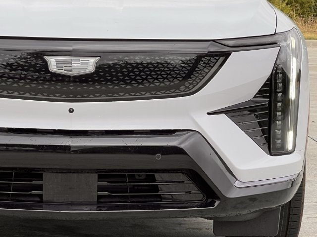 New 2027 Cadillac Optiq Premium Sport AWD/4WD image 8