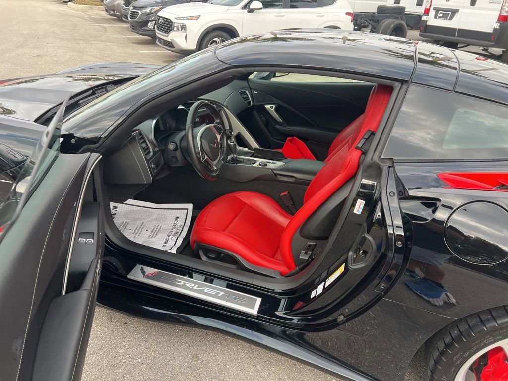 Used 2019 Chevrolet Corvette Stingray Coupe w/ 1LT image 43