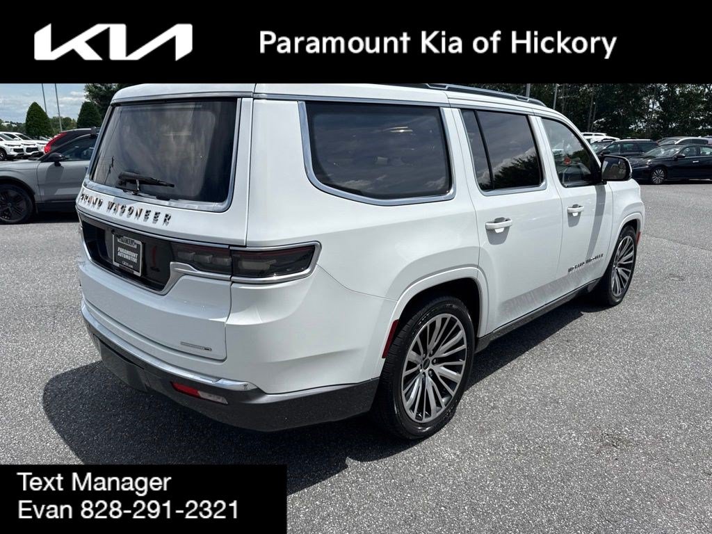 Used 2022 Jeep Grand Wagoneer Series III AWD/4WD image 7