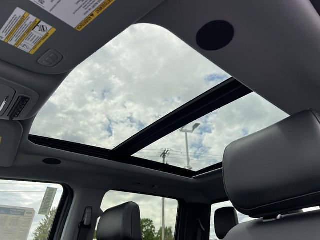 New 2025 Ford F250 Lariat w/ Lariat Ultimate Package image 25