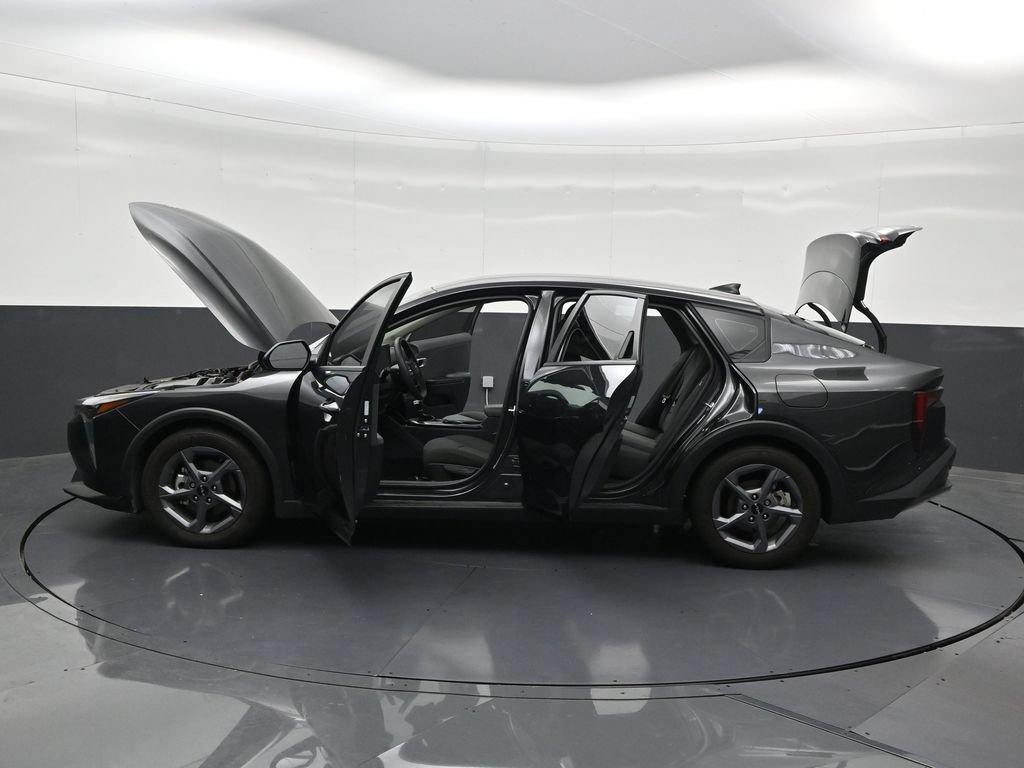 Used 2025 Kia K4 FWD image 33