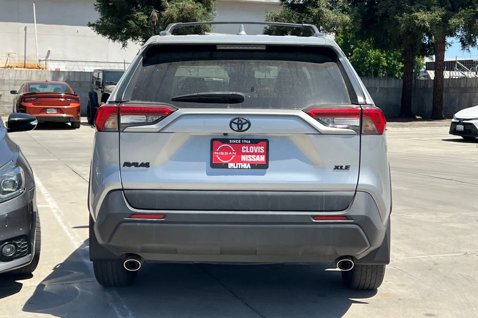 Used 2023 Toyota RAV4 XLE FWD image 8