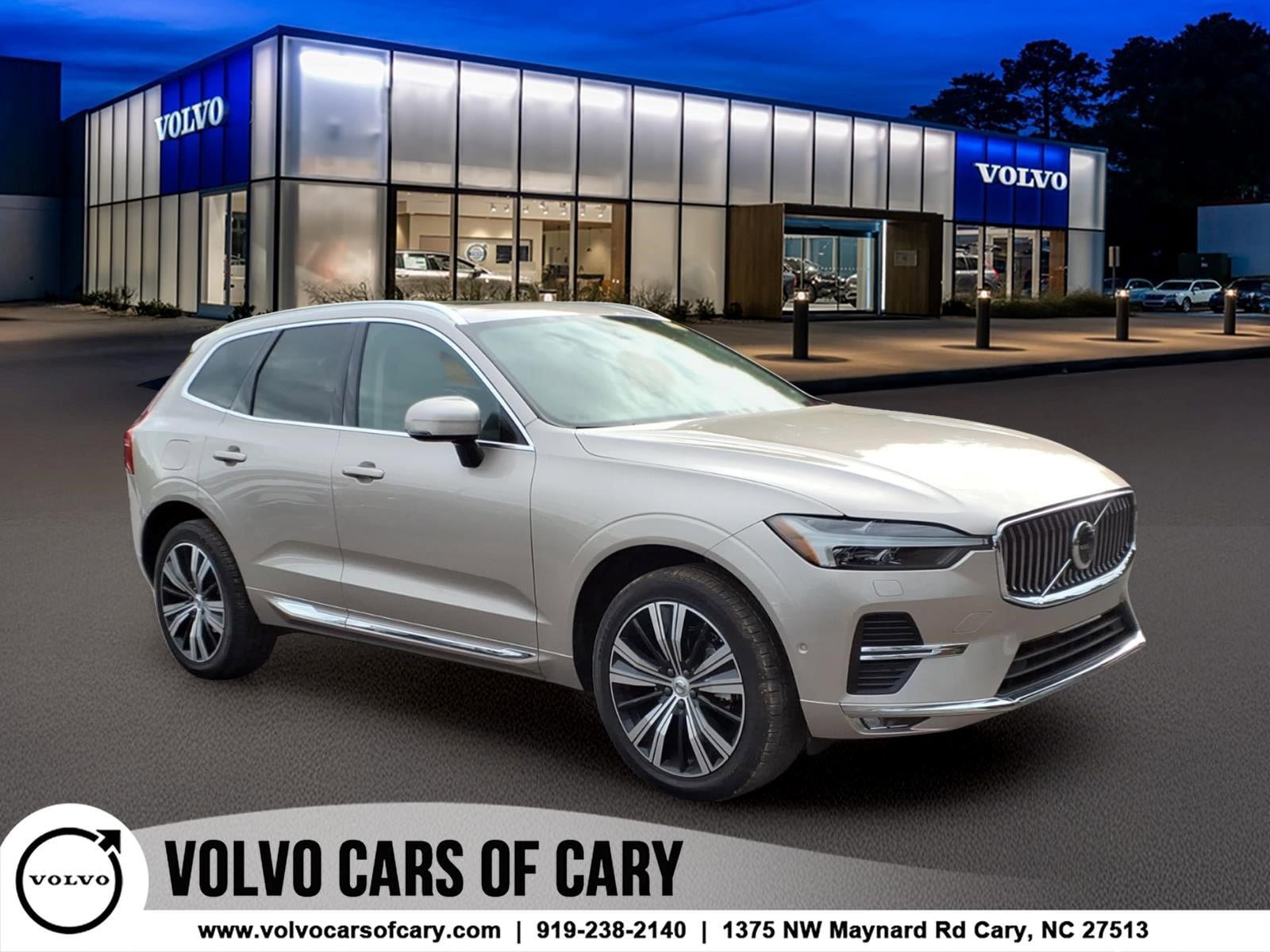 Used 2023 Volvo XC60 B5 Plus w/ Climate Package AWD/4WD image 1