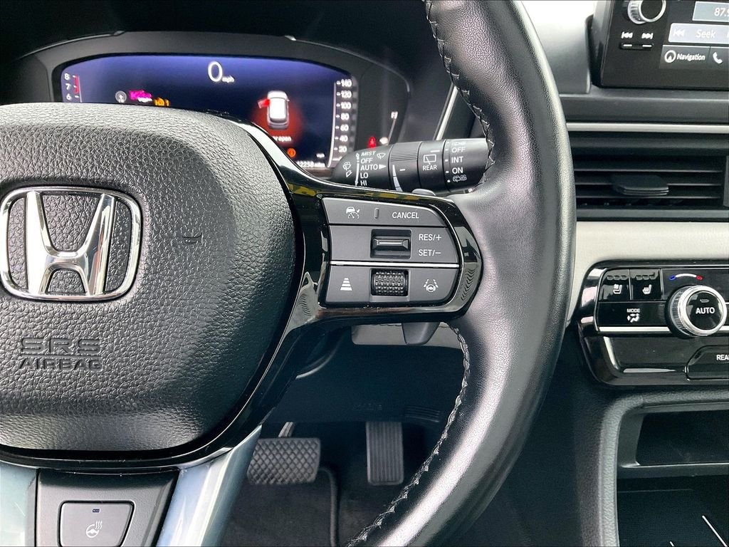Used 2023 Honda Pilot Elite image 24