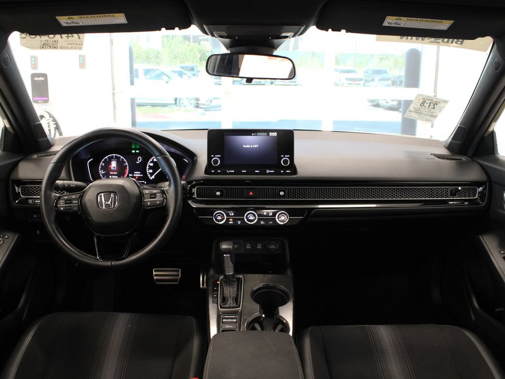 Used 2025 Honda Civic Sport image 16