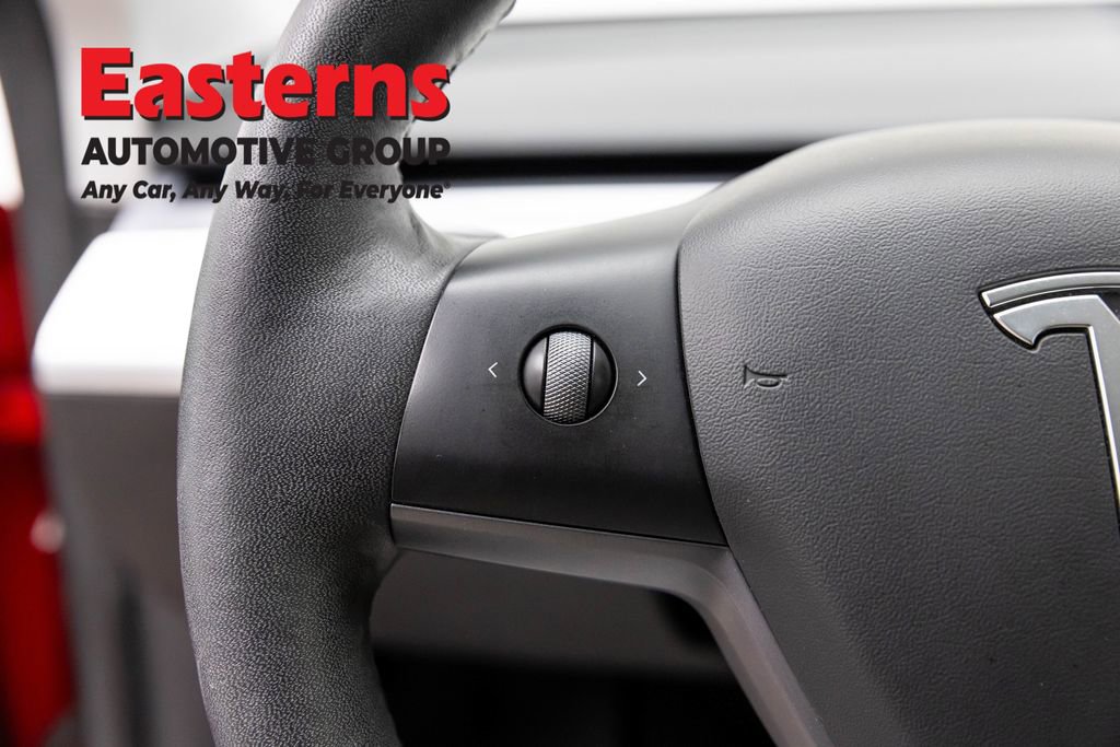 Used 2021 Tesla Model Y Performance image 15