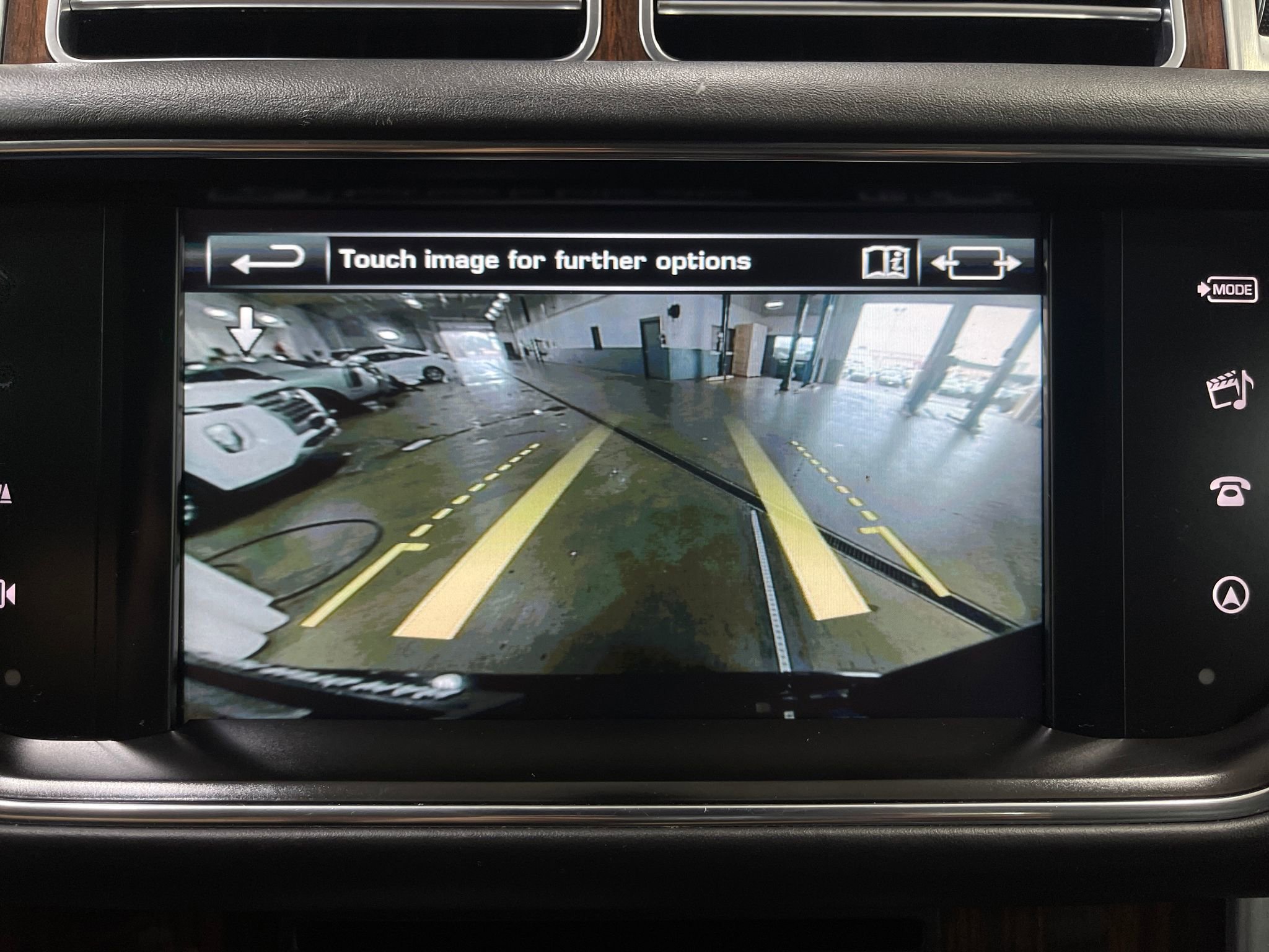 Used 2016 Land Rover Range Rover Supercharged image 10