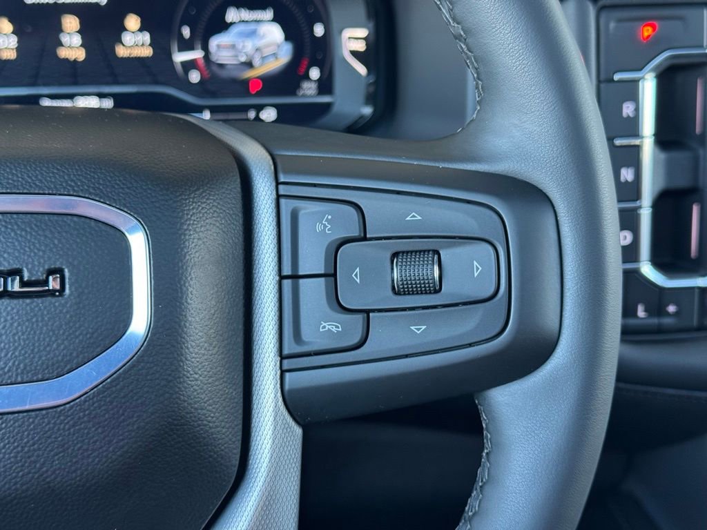 Used 2024 GMC Yukon XL Denali image 33