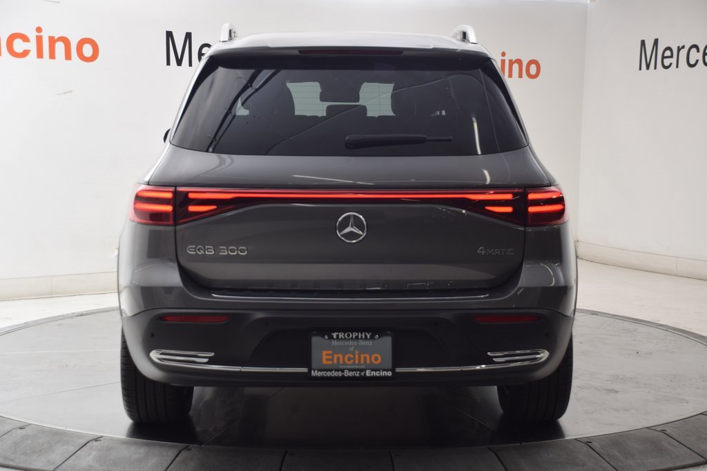 Used 2024 Mercedes-Benz EQB 300 4MATIC image 5