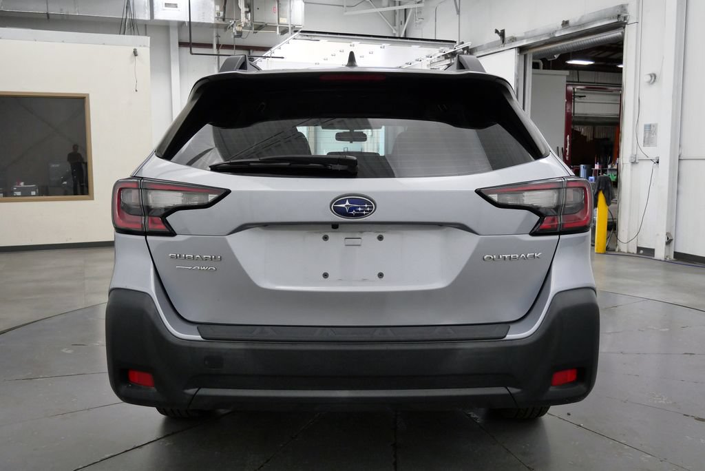 Used 2024 Subaru Outback AWD/4WD image 6