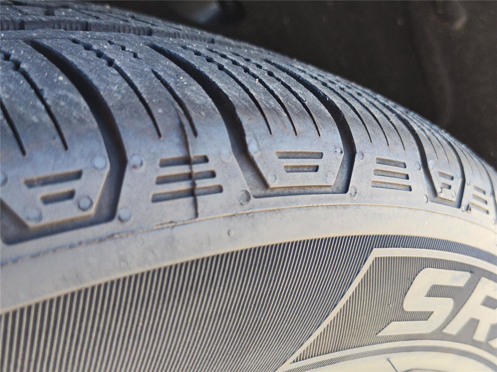 Certified 2025 Mercedes-Benz GLE 350 4MATIC image 13