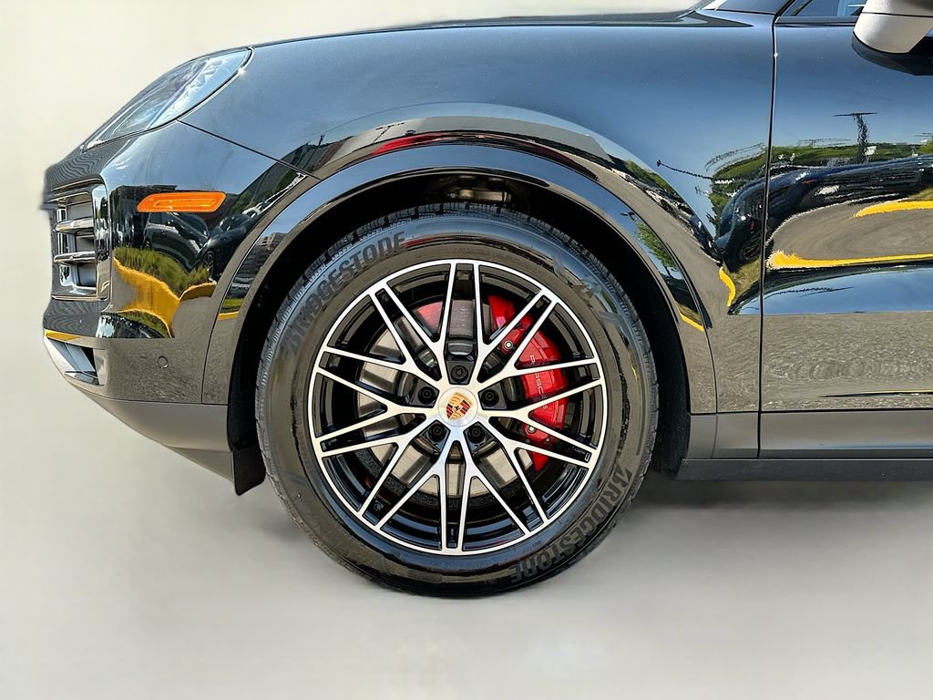 Certified 2026 Porsche Cayenne S AWD/4WD image 33