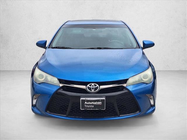 Used 2016 Toyota Camry SE FWD video 2