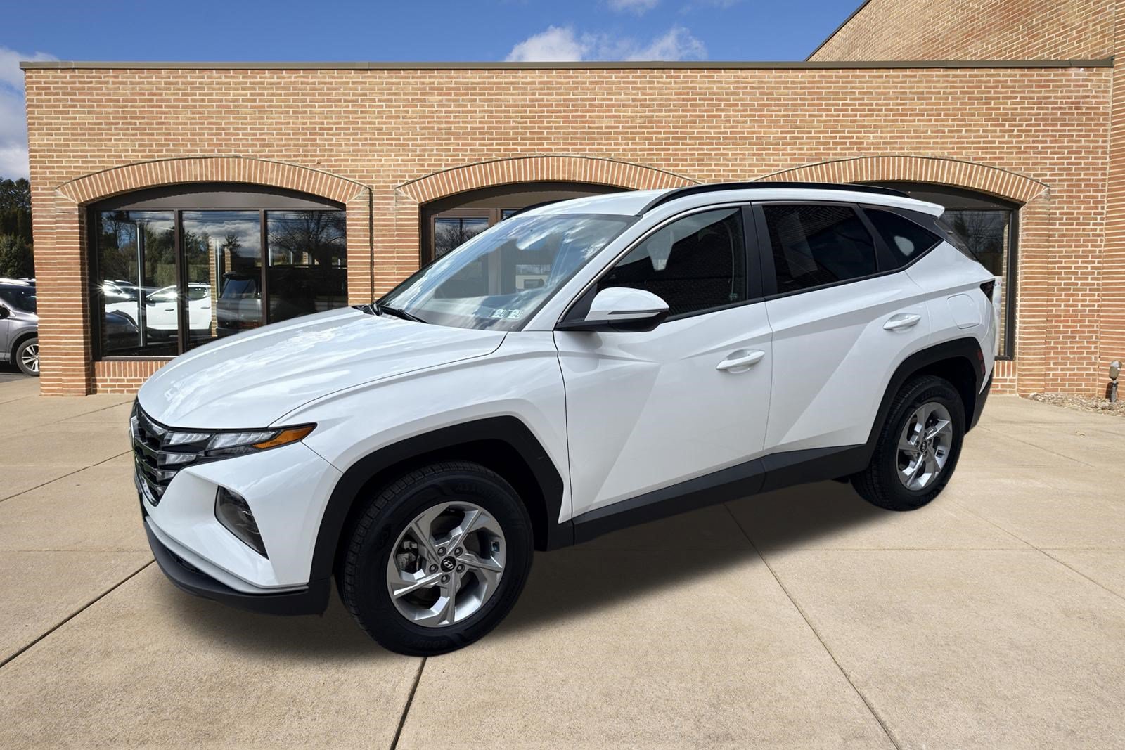 Certified 2023 Hyundai Tucson SEL AWD/4WD image 8