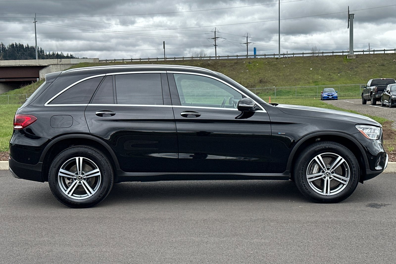 Used 2020 Mercedes-Benz GLC 350e GLC 350e image 2