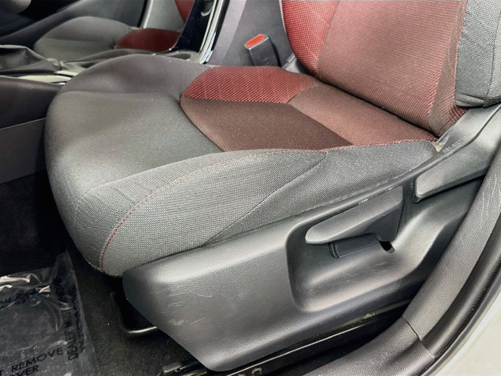 Used 2024 Toyota Corolla SE FWD image 15