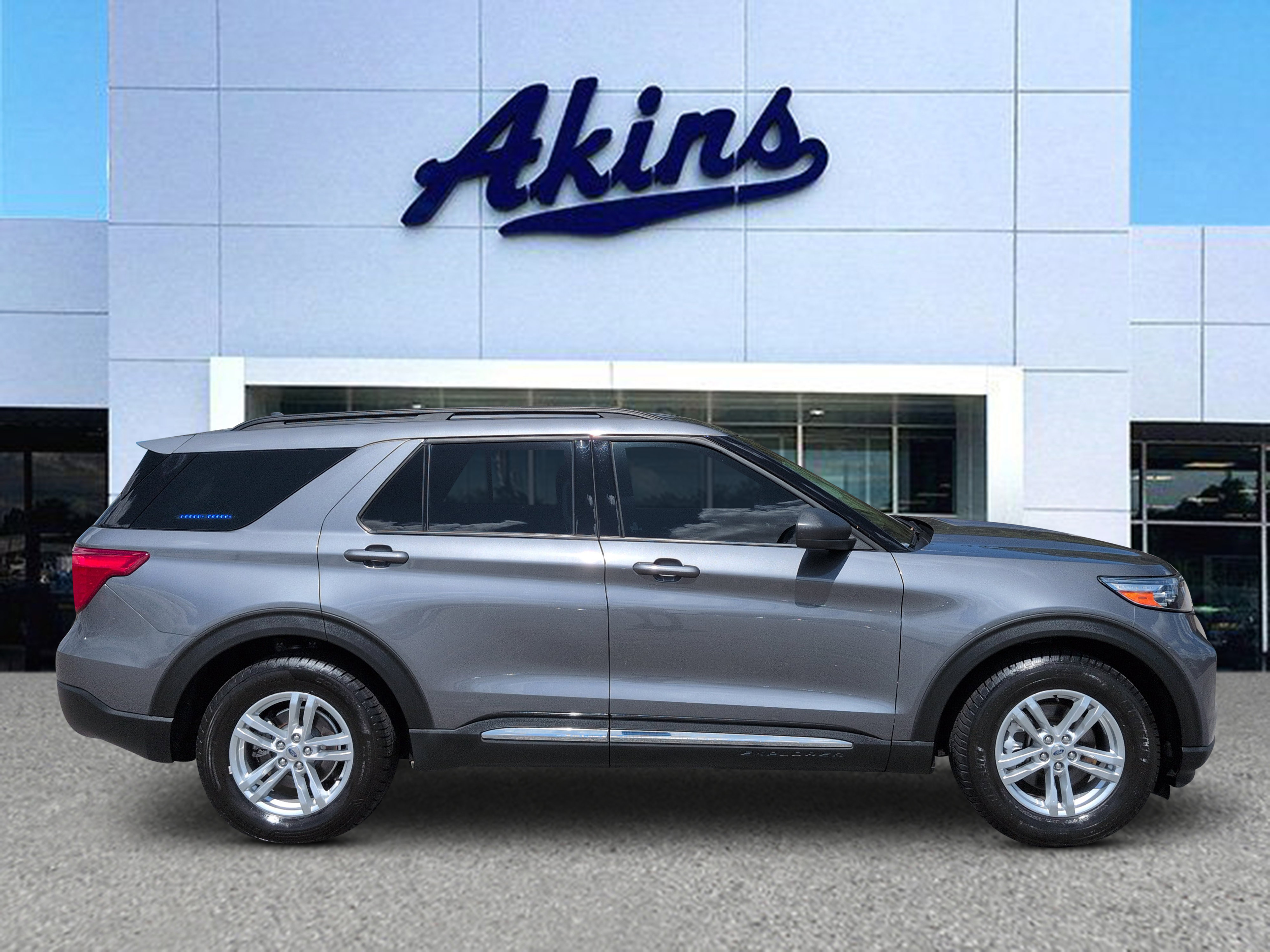 Certified 2022 Ford Explorer XLT RWD video 1