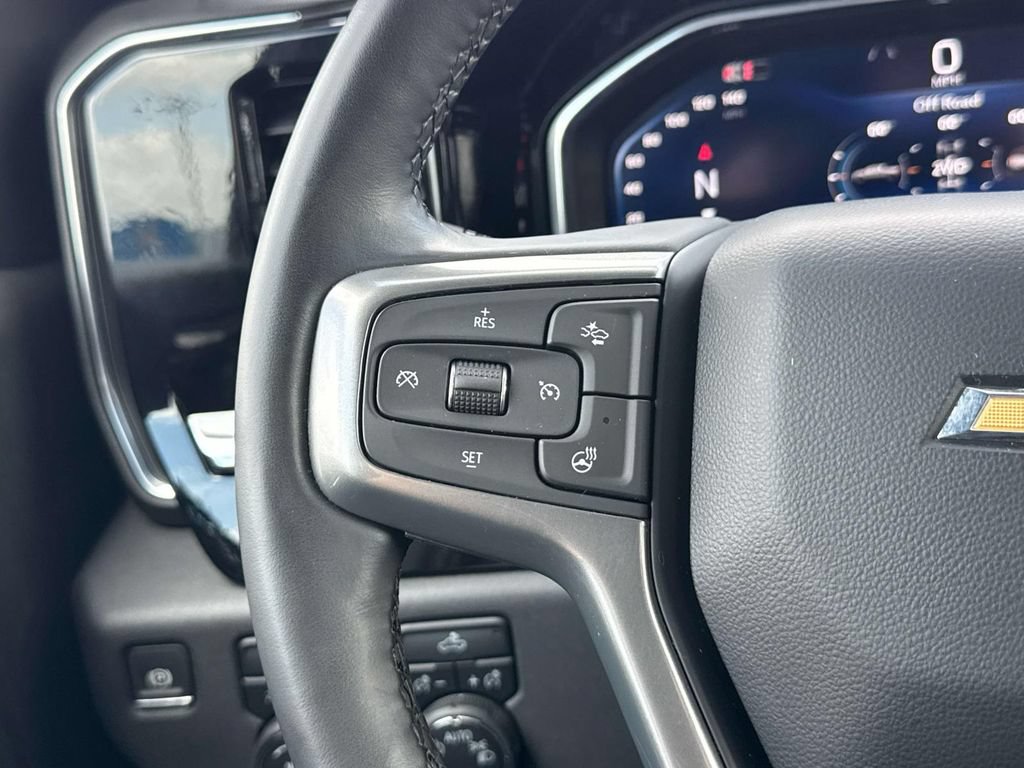 Used 2024 Chevrolet Silverado 1500 LT AWD/4WD image 14