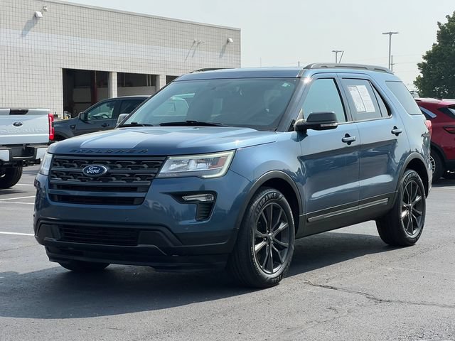 Used 2018 Ford Explorer XLT w/ Equipment Group 202A AWD/4WD image 44