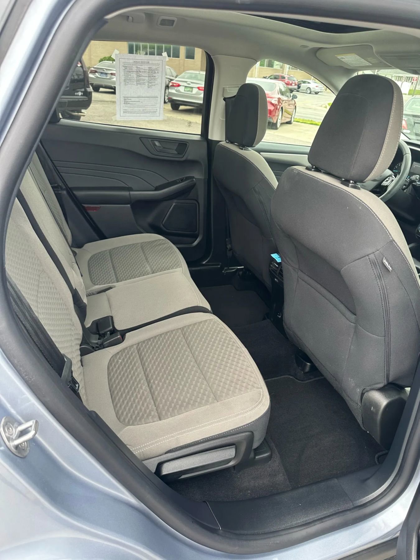 Used 2022 Ford Escape SE w/ SE Sport Appearance Package image 13